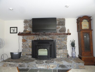 38 E Charlton Rd, Spencer, MA 01562 - photo 3