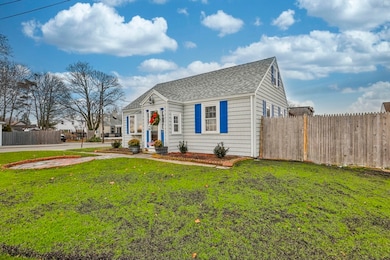 31 Mills Ave, Revere, MA 02151 - photo 3