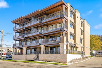 22 1st St unit 301, Hudson, WI 54016 - photo 4