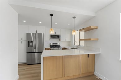 10219 Pinewood Ave unit 2, Tujunga, CA 91042 - photo 7