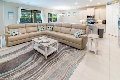 16366 Barclay Ct, Naples, FL 34110 - photo 5