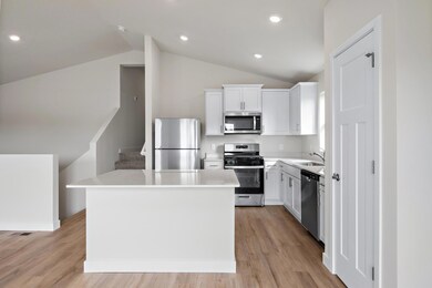 625 Redwood Loop N, Cambridge, MN 55008 - photo 5