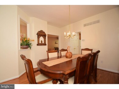 202 Bolton Ct, Maple Glen, PA 19002 - photo 4