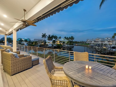 5727 Riegels Point Rd, Sarasota, FL 34242 - photo 4