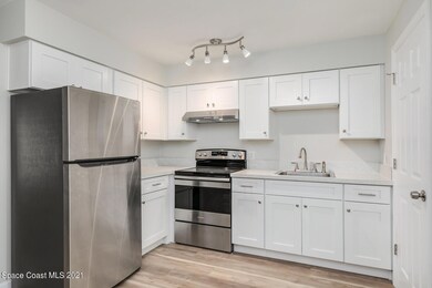 17_728LunarLake205_mls