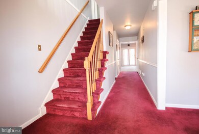 7 Amanda Dr, Broomall, PA 19008 - photo 5