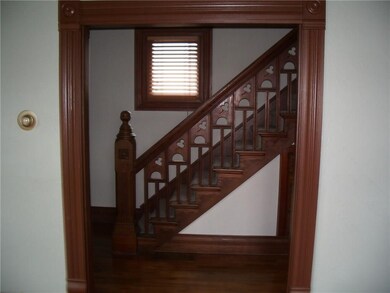 126 Court St, Anderson, IN 46012 - photo 5