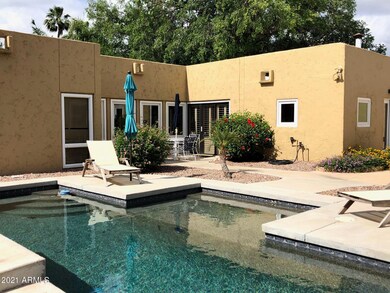 Gorgeous pool and lot