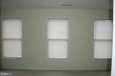 1918 Linden Ave, Baltimore, MD 21217 - photo 7