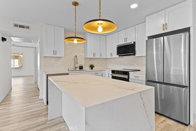 21921 Rimhurst Dr unit 128, Lake Forest, CA 92630 - photo 4