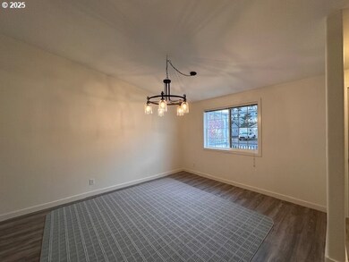 3932 Spruce St, Florence, OR 97439 - photo 7