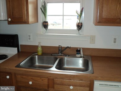 3386 Lox St, Indian Head, MD 20640 - photo 5