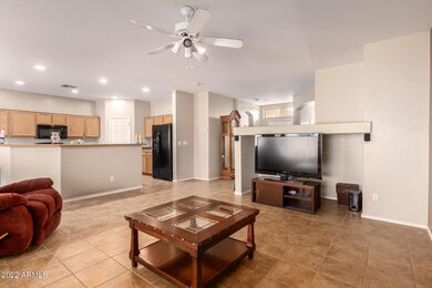 2148 S Benton Cir unit 1, Mesa, AZ 85209 - photo 6