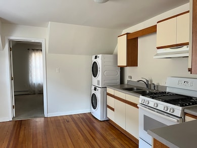 69 Poplar St unit 2, Gloucester, MA 01930 - photo 7