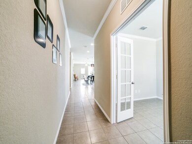 10118 Round Ridge, San Antonio, TX 78254 - photo 4