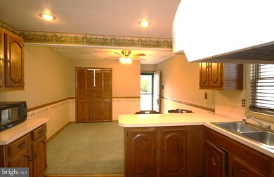 12828 Point Salem Rd, Hagerstown, MD 21740 - photo 7