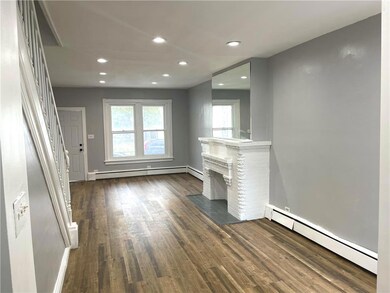 Living/dining room
