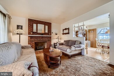 101 Chalmers Ave, Glen Burnie, MD 21061 - photo 2