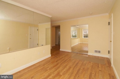 2305 Farrington Ave unit 101, Alexandria, VA 22303 - photo 4
