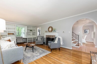 153 W Weisheimer Rd, Columbus,19