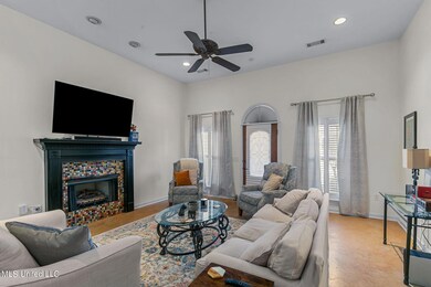 7-web-or-mls-624 Summer Pl-7