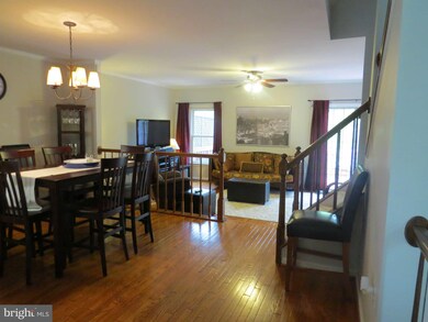 6300 Mary Todd Ct, Centreville, VA 20121 - photo 5