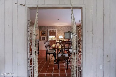 010-Dining_Room-1389057-mls