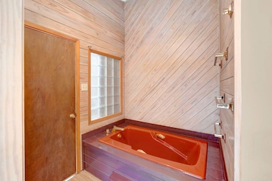 101 Hidden Hollow Dr unit 109, Kerrville, TX 78028 - photo 7