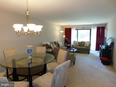 Treebrooke unit 106, Oakton, VA 22124 - photo 7