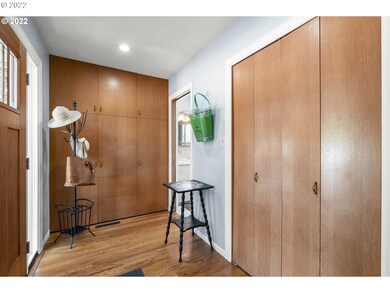 Entrance/Foyer