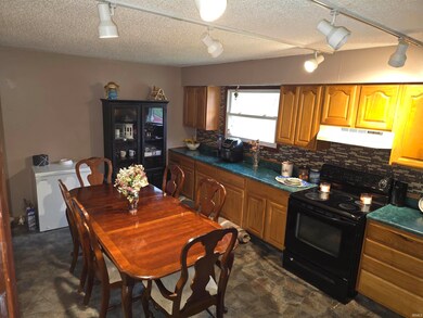 6411 S Old St Rd 15, Wabash, IN 46992 - photo 7