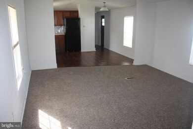 302 Don Dr, New Holland, PA 17557 - photo 4