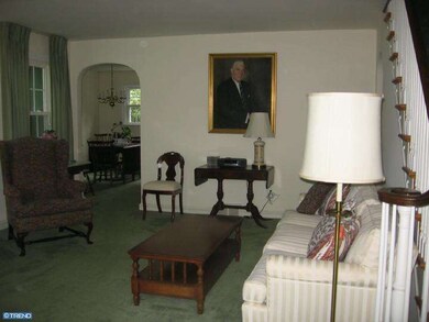 301 Barry Ln, Wallingford, PA 19086 - photo 4