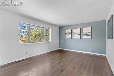 1547 Server Dr, Colorado Springs, CO 80910 - photo 4