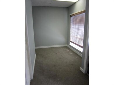 1800 N Causeway Blvd unit 111, Mandeville, LA 70471 - photo 4