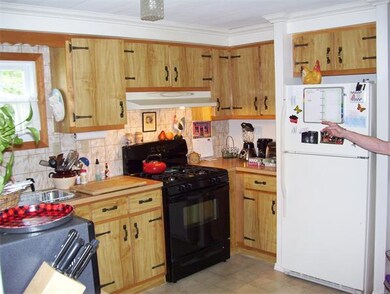 8 Bayberry Ln, Kingston, MA 02364 - photo 4