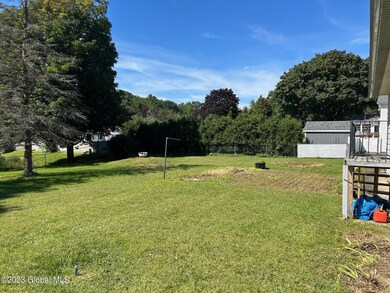 2005 Piney Point Rd, Troy, NY 12180 - photo 7