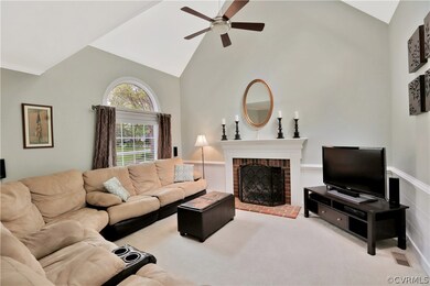 Bright & Spacious Family Room with Gas Fireplace,