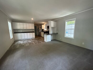 2457 Birch Dr unit 123, Kawkawlin, MI 48631 - photo 2