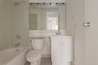 350 W 14th St unit 7C, New York, NY 10014 - photo 5