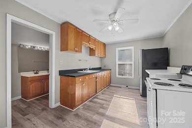 219 Link St, Fort Mill, SC 29715 - photo 7