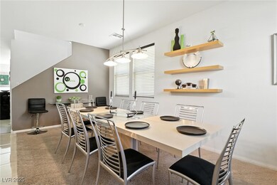 Dining room / living room