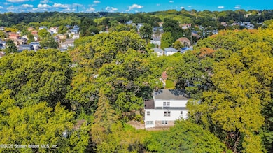 83 Mountainside Rd, Staten Island, NY 10304 - photo 5