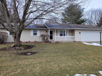 206 Franks Dr, Philo, IL 61864 - photo 2