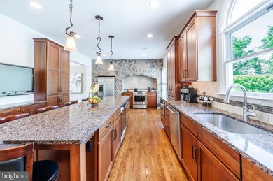 4502 Scenic View Cir, Doylestown, PA 18902 - photo 7