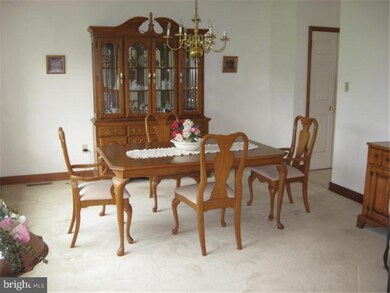 22 Blueberry Ln, Perkasie, PA 18944 - photo 4