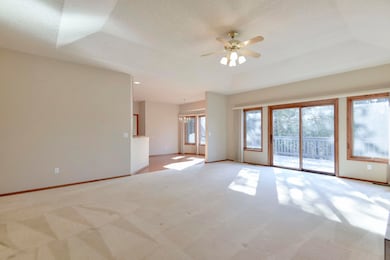 1304 Stoneycreek Ln, Reeds Spring, MO 65737 - photo 6