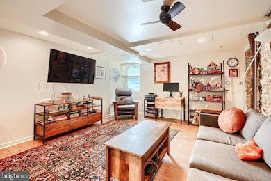 6003 Lakehurst Dr unit 1, Baltimore, MD 21210 - photo 6