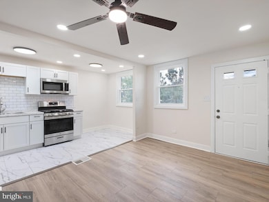 821 E 27th St, Wilmington, DE 19802 - photo 4