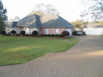 617 Byram Meadows Dr, Byram, MS 39272 - photo 2